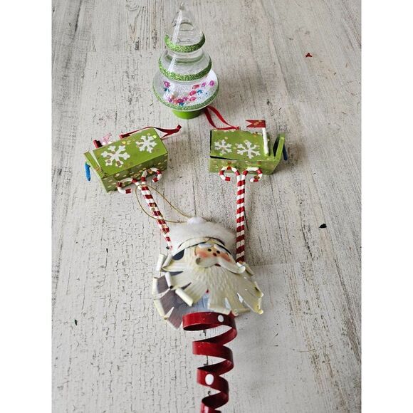 Metal Santa mailbox ornament tree snow globe Xmas set - Picture 1 of 12